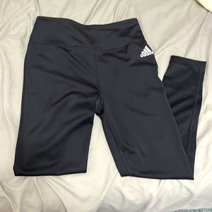 Adidas - workout leggings